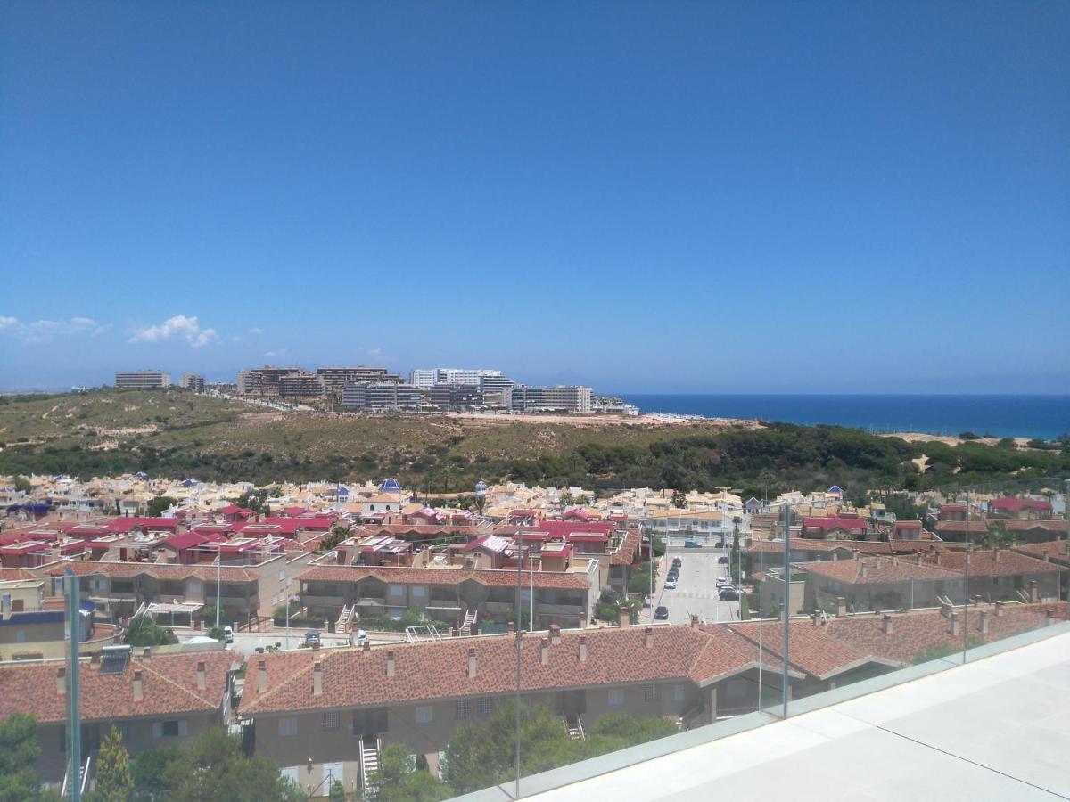 Beautiful New Style Apartment In Gran Alacant In Front Of Sea With Solarium And Jacuzzi Exterior foto