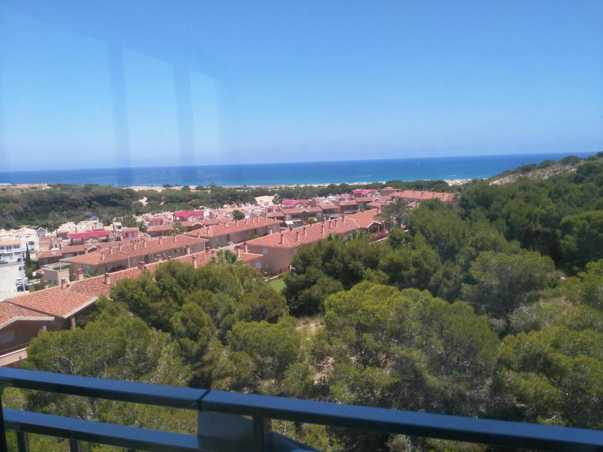 Beautiful New Style Apartment In Gran Alacant In Front Of Sea With Solarium And Jacuzzi Exterior foto